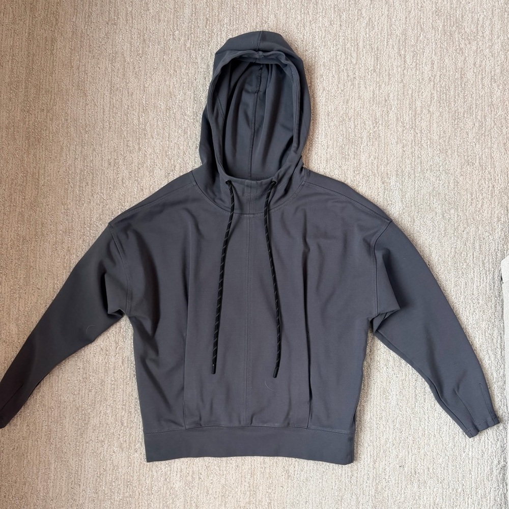 Lole Women’s Grey Sweatshirt Size M
